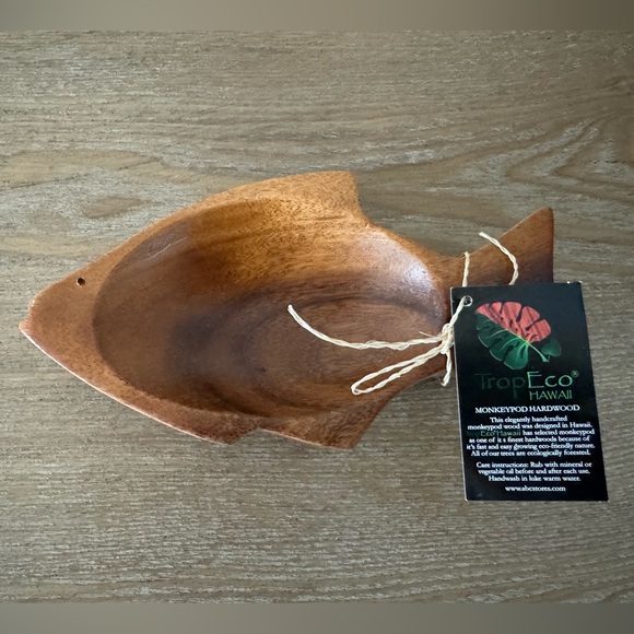 🐟 Monkeypod Hardwood Dish - Picture 2 of 7